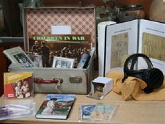 Loan box: Evacuees (GU61)