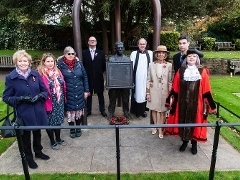 Guildford War Memorial Guildford War Memorial