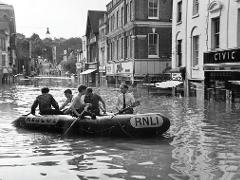 High Street in flood 1968